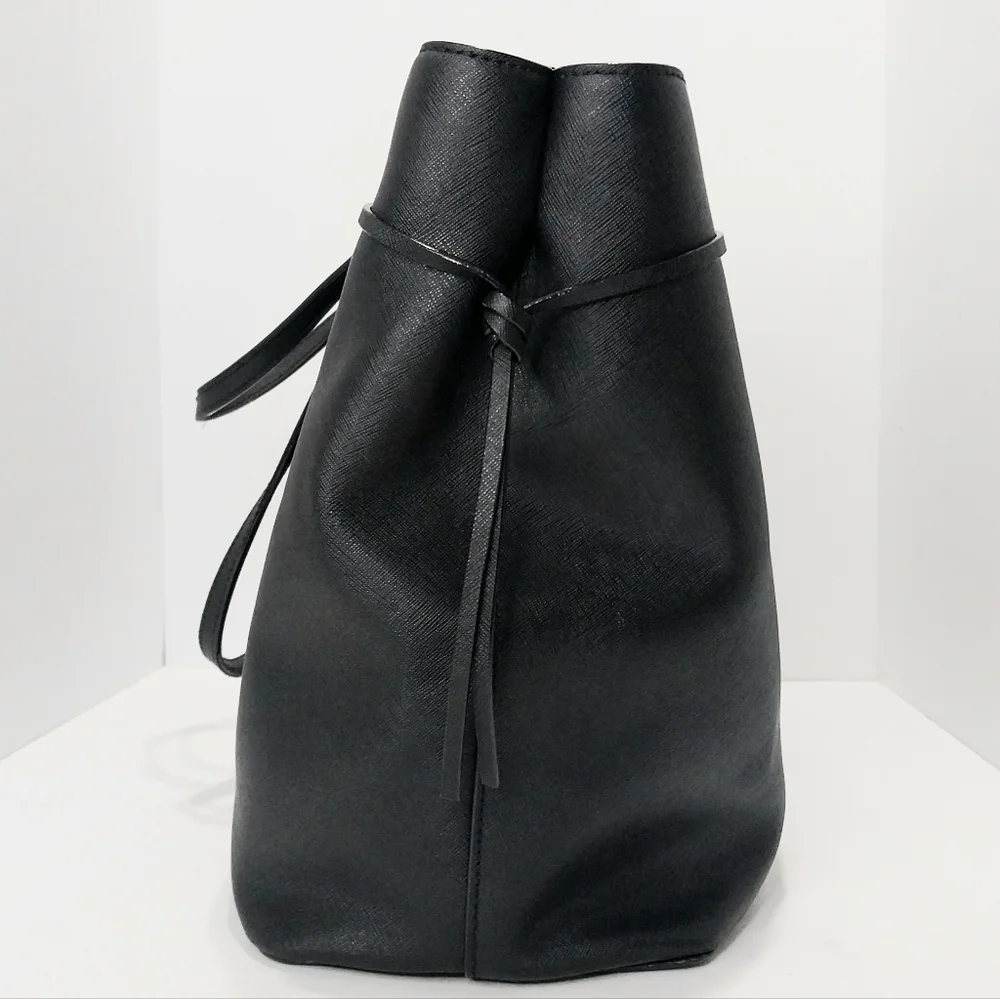 Kate Spade Ari Laurel Way, Saffiano Leather Tote‎ Bag